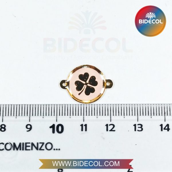 Dije Centro Trébol Rosado en Oro Golfi/Resina 2.0cm x 1und - Imagen 2