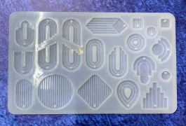 Molde de silicona figuras varias bisuteria x 21 (a)